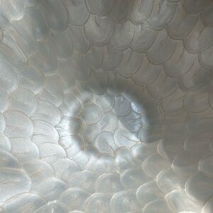 Metal bowl Capiz design